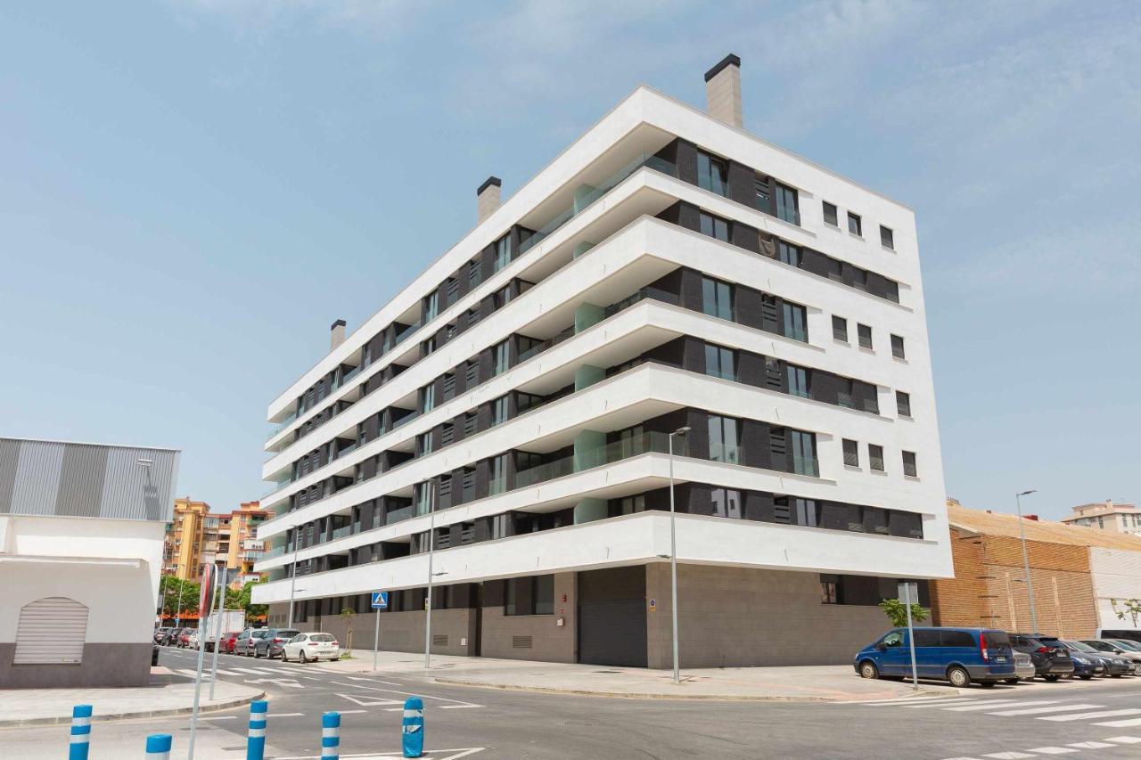 Cosmopolitan Apt & Malaga Beach Экстерьер фото
