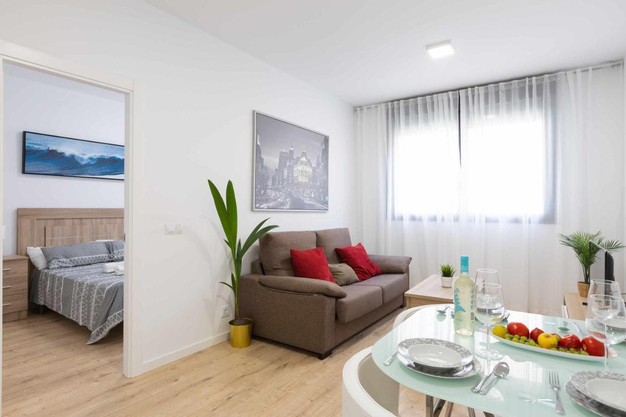 Cosmopolitan Apt & Malaga Beach Экстерьер фото