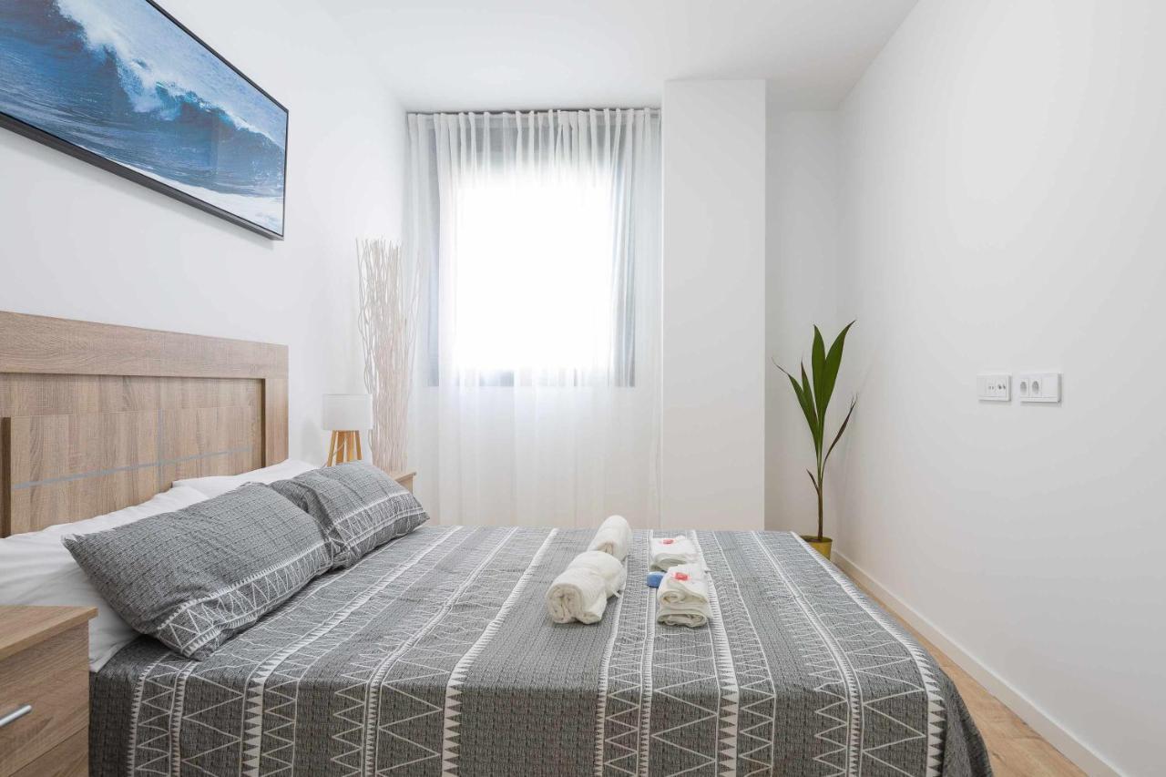 Cosmopolitan Apt & Malaga Beach Экстерьер фото